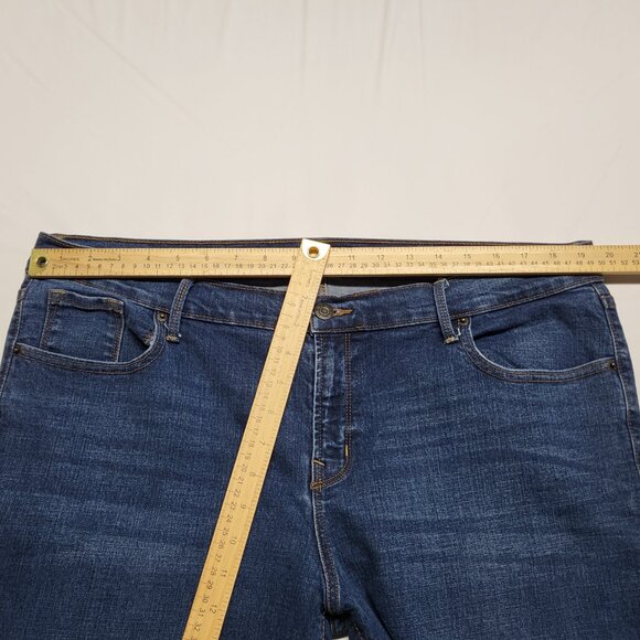Old Navy Jeans Original Midrise Womens Size 16 Diva Bootcut Stretch Blue 39 X 30 - Picture 8 of 13